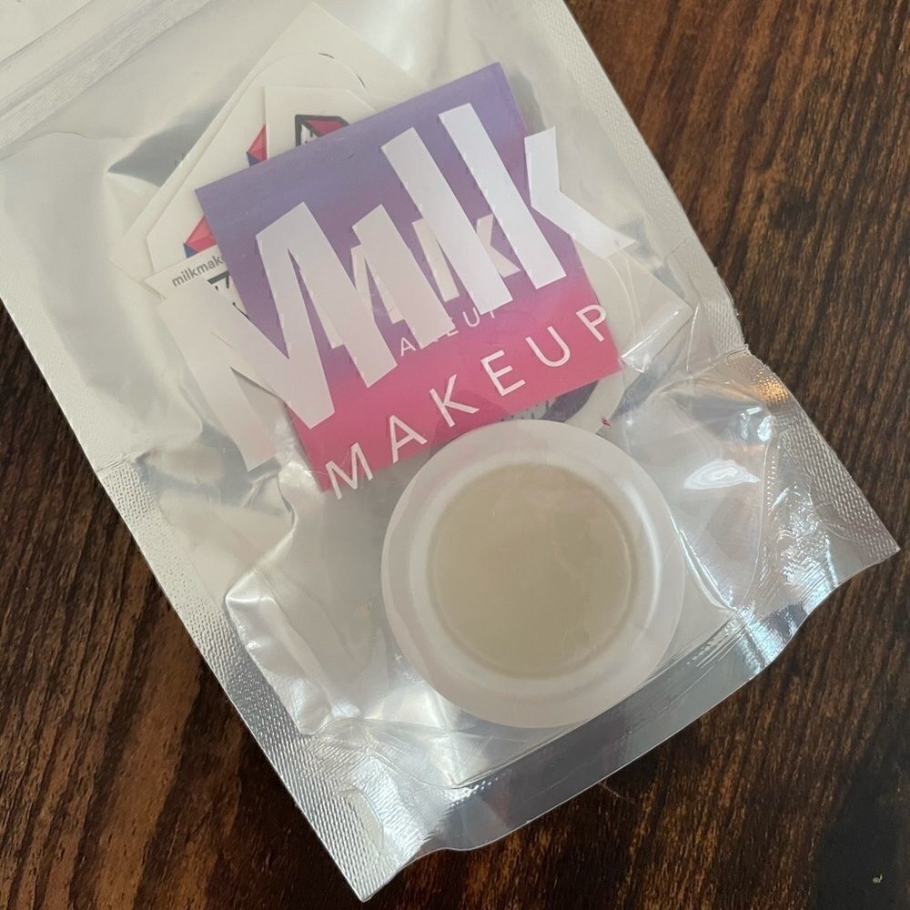 Milk make up Hero Salve new